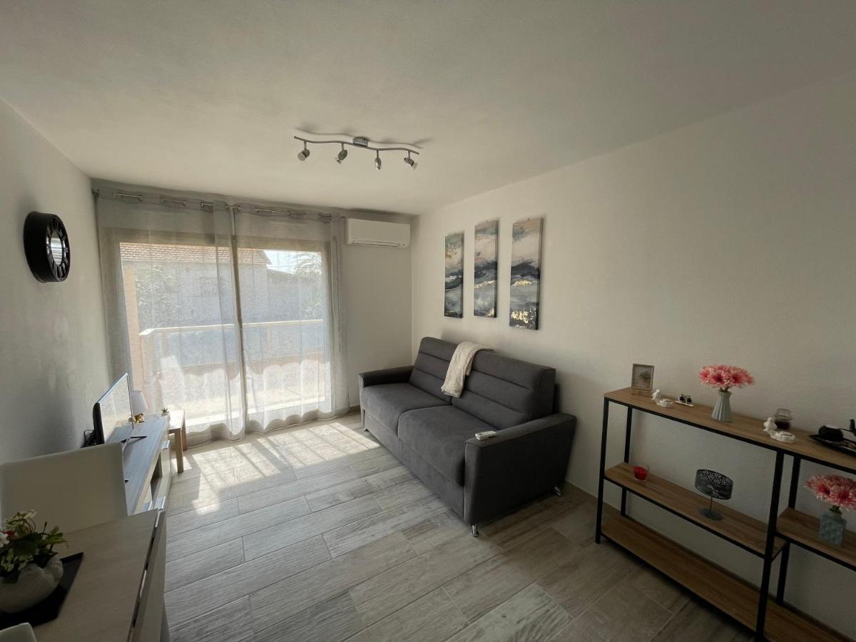 Appartement De Charme A 2 Min De La Plage Vallauris Ngoại thất bức ảnh