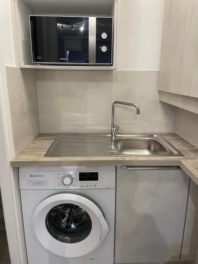 Appartement De Charme A 2 Min De La Plage Vallauris Ngoại thất bức ảnh