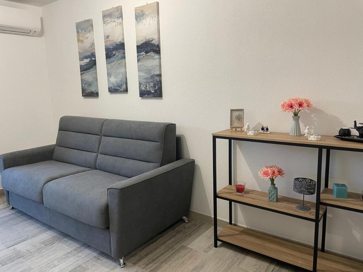 Appartement De Charme A 2 Min De La Plage Vallauris Ngoại thất bức ảnh